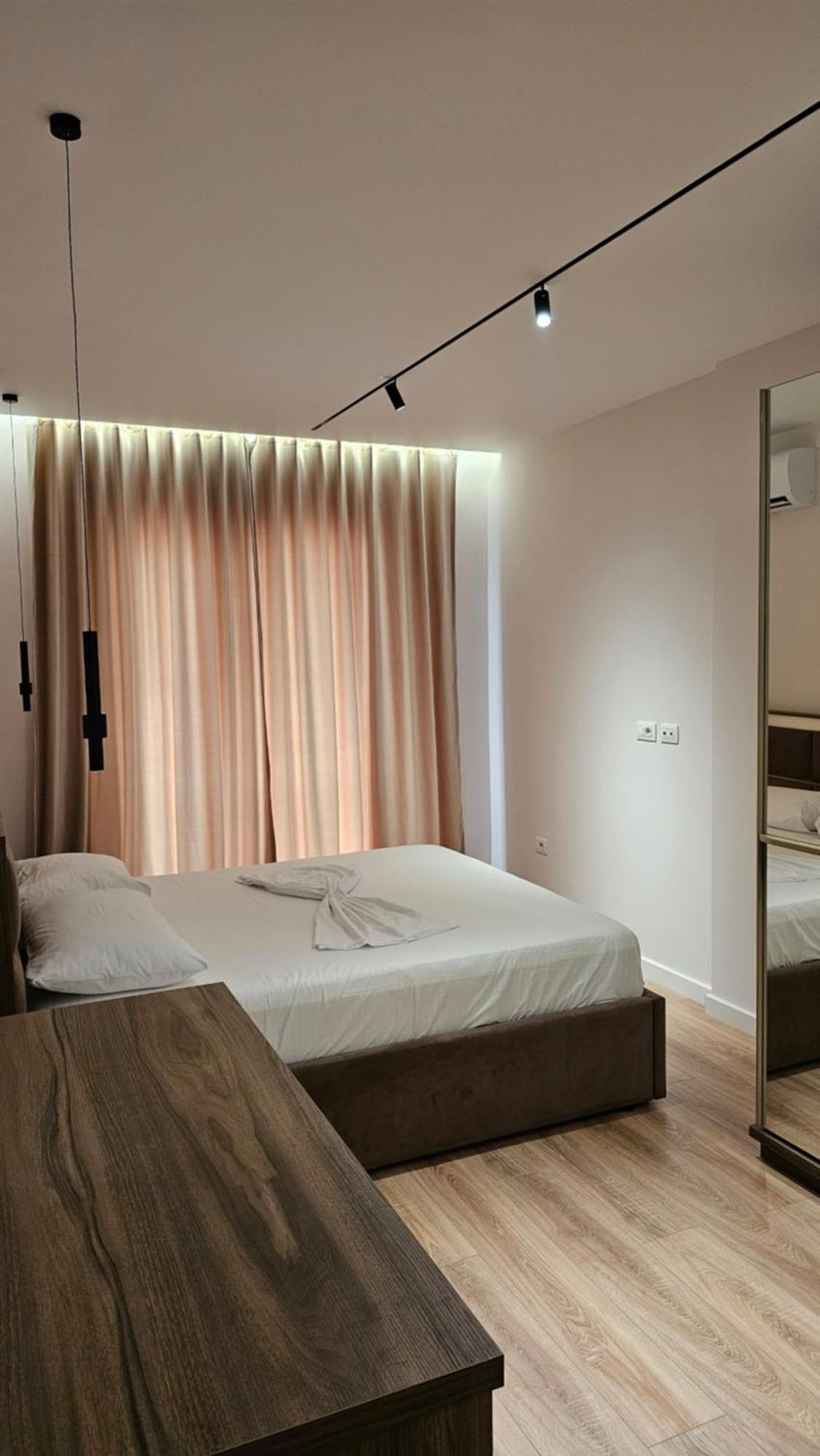 Tirana Airport Apartment Exteriör bild